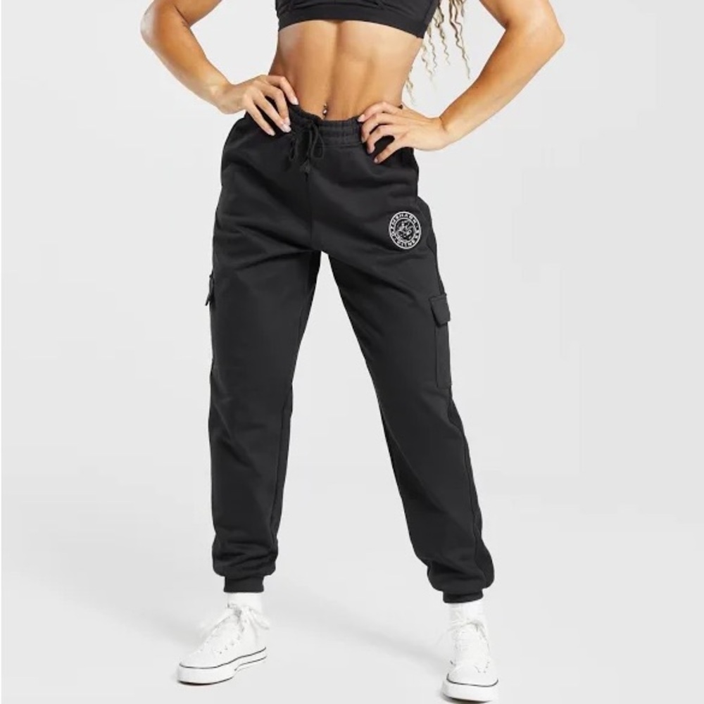 Women’s Gymshark Legacy Joggers Black Size: M